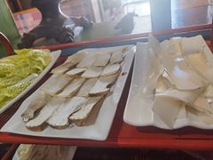 -犇一鲜老重庆火锅(华威大厦店)