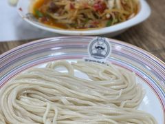 -歹歹的加个面过油肉拌面