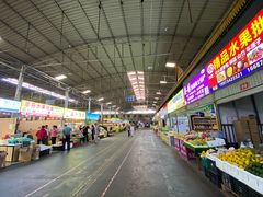 -曼阁市场水果批发市场