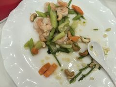 -鑫渔港海鲜本地菜·山海关浑锅(东戴河店)