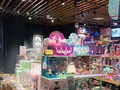 -九木杂物社(新奥购物中心店)