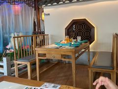 -荷塘秋月·本帮江浙菜(国权路店)