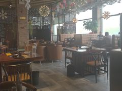 大堂-高兴壹锅·潮汕鲜牛肉火锅(良乡梅花庄店)