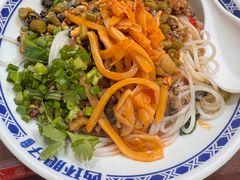 干捞螺蛳粉二两-西环肥仔螺蛳粉(南宁第一分店)