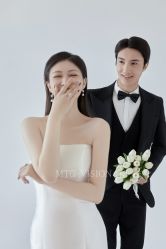 -蒙太奇婚纱摄影(万达店)