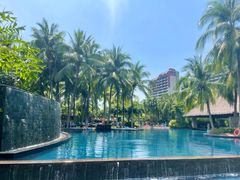 -三亚湾海居铂尔曼度假酒店