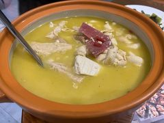 -黄泥岗·地道湖北菜(奥特莱斯店)