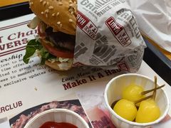 -The Habit Burger Grill 哈比特汉堡(复兴soho店)