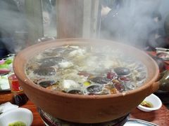 -威邵鸡煲(西华路总店)