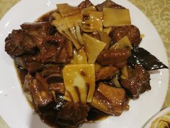 黄焖排骨-春江饭店(共青团路总店)