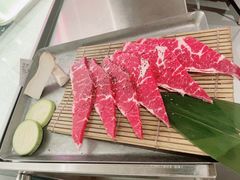 -蚂蚁洞·烤肉大营地(上海静安大悦城店)