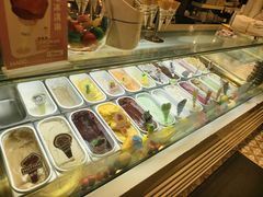 -MADO冰淇淋咖啡馆(淘金店)