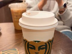 -星巴克臻选(南京金茂览秀城店)