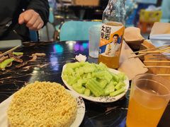 -火枪手串吧·鹤岗小串涮肚(亦庄店)