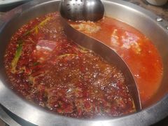 -沸炉重庆老火锅(军事博物馆店)