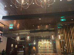 -恰餐厅及酒吧 CHAR Bar & Grill (北京丽都皇冠假日店)