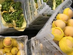 -上海龙吴水胜海发市场