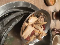 -蘑界·野生菌火锅(深业上城店)