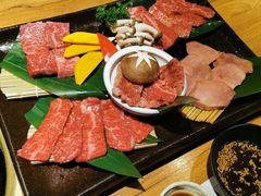 -炼火烤肉店