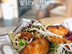 蜜汁鸡中翅-瞄一喵猫咖(格力海岸店)