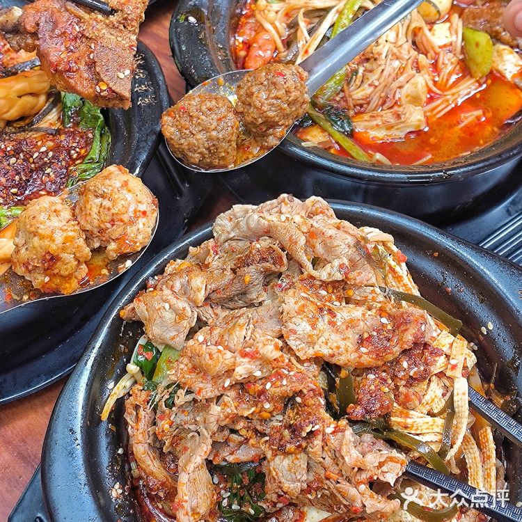 西郊土门！！都给我去吃！！一口就沦陷...