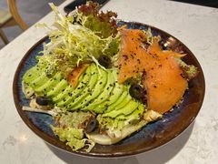 牛油果烟熏三文鱼沙拉-BE BRIGHT KITCHEN(正佳广场店)