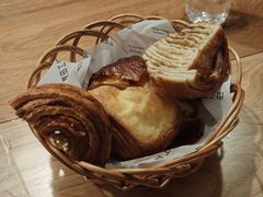 -麦田工坊(月湖店)