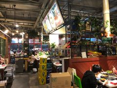 大堂-钢管厂歆瑞源油卤串串香(春熙路太古里店)