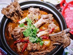 -沪小胖小龙虾(淮海中路旗舰店)