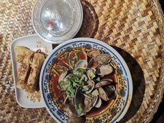 花甲-爆炸头阿姨小四川正宗川味小吃(无任何分店)