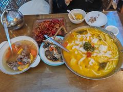 -隔壁老王·家常云南菜(花巷店)