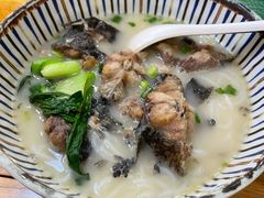 -鲜越鲜鱼粉(财富购物中心店)