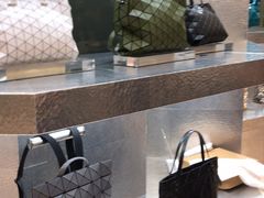 -三宅一生 (阪急梅田本店)
