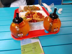 -Lotso Lunch Box 草莓熊餐盒