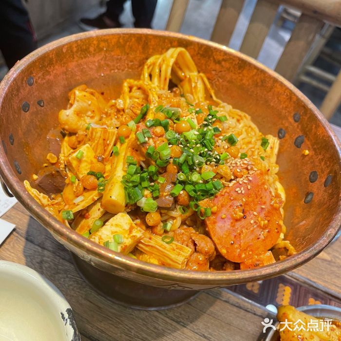 成都你六姐·牛肉冒菜(上海环宇荟店)图片
