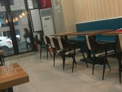 大堂-螺小胖柳州螺蛳粉(钟楼总店)