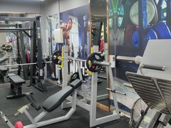 -耀恒健身(南浦地铁店)