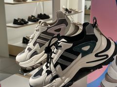 -hotwind热风(中贸广场店)