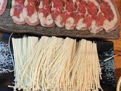 -合易泓烤肉·海肠捞饭(火车站店)