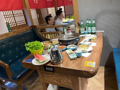 -明洞阿姨·韩式酱蟹烤肉·创意料理(三元桥店)