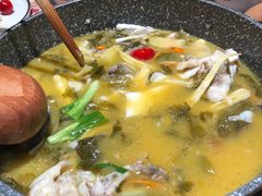 -山城外·非遗酸菜鱼(新都汇融店)