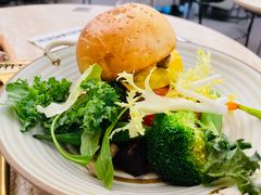 -玲婧胡同·生日蛋糕·餐厅(嘉里城店)