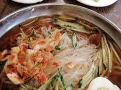 -韩风烤牛肉冷面店