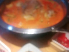 -野山舂·贵州现舂酸汤火锅(鸿通城店)