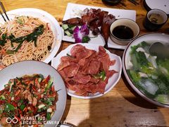 -老滇山寨•云南特色菜•地方菜•民族风情歌舞表演(金碧店)