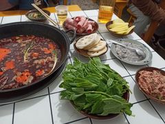 -重庆故事姊妹老火锅(财经学院店)
