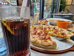 -必胜客(滨江店)