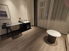 -成都锦华万达琉璃场亚朵酒店