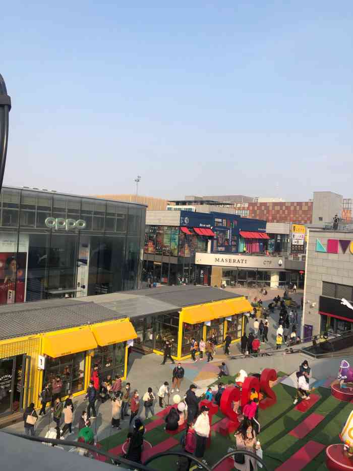 华熙live(五棵松店)-"位于五棵松的华熙 地下停车位充足 地上停.