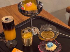 -月亮眼花园餐厅书吧酒吧